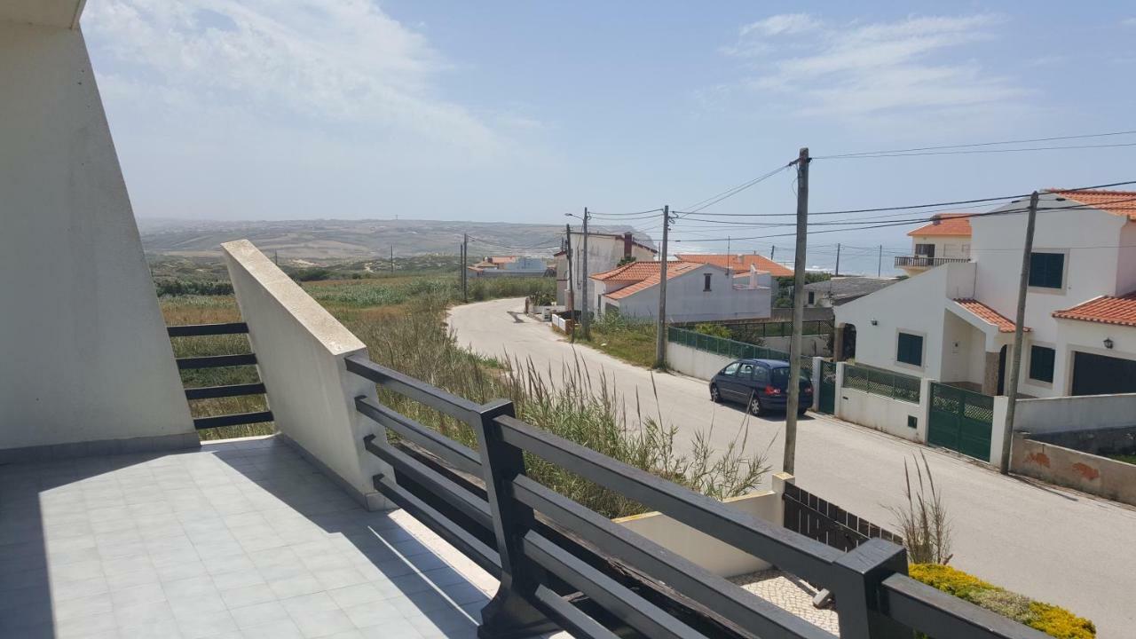 Villa Da Praia Azul Silveira  エクステリア 写真