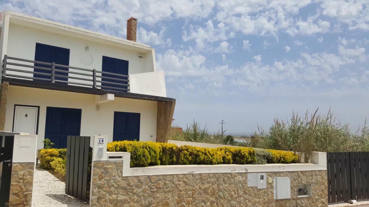 Villa Da Praia Azul Silveira  エクステリア 写真