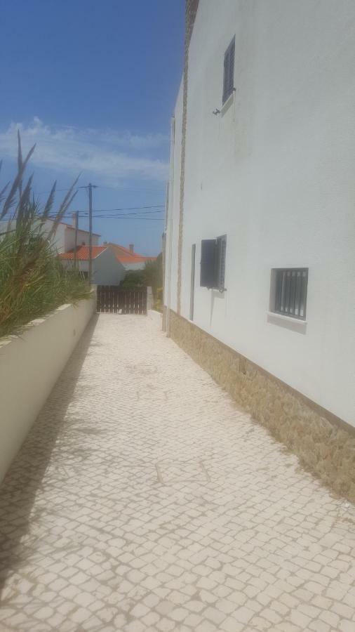 Villa Da Praia Azul Silveira  エクステリア 写真
